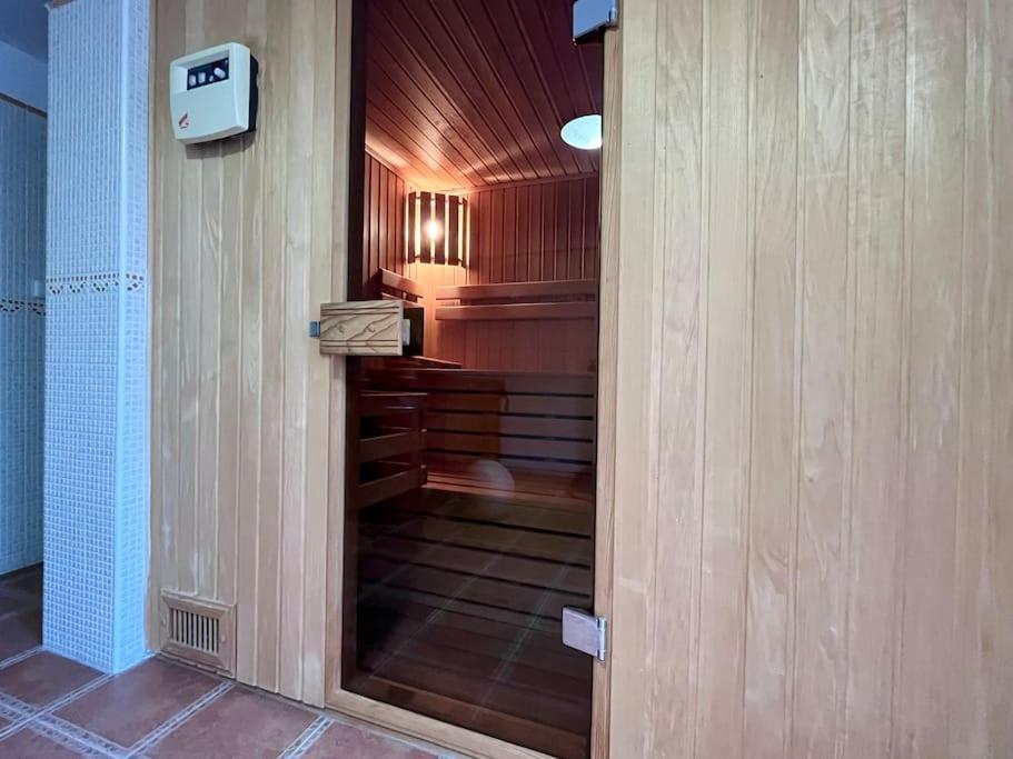 Apartamento Apartmán s terasou u lázeňské kolonády Poděbrady Exterior foto