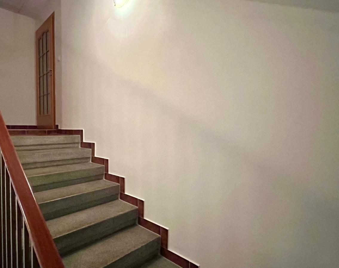 Apartamento Apartmán s terasou u lázeňské kolonády Poděbrady Exterior foto